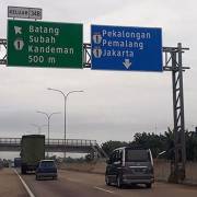 Perbedaan Rambu Hijau dan Rambu Biru Jalan Tol